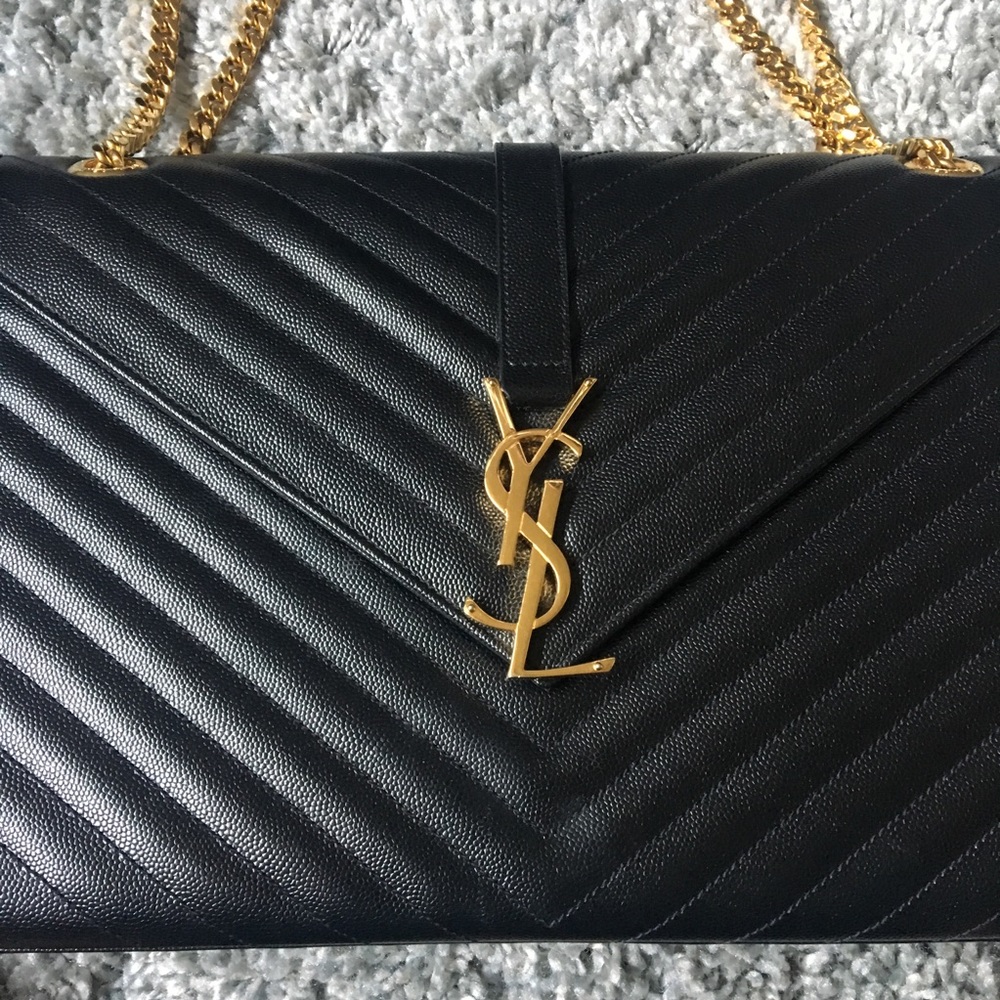 Saint Laurent Large Grain Black Leather Shoulder - Picture 3 of 8